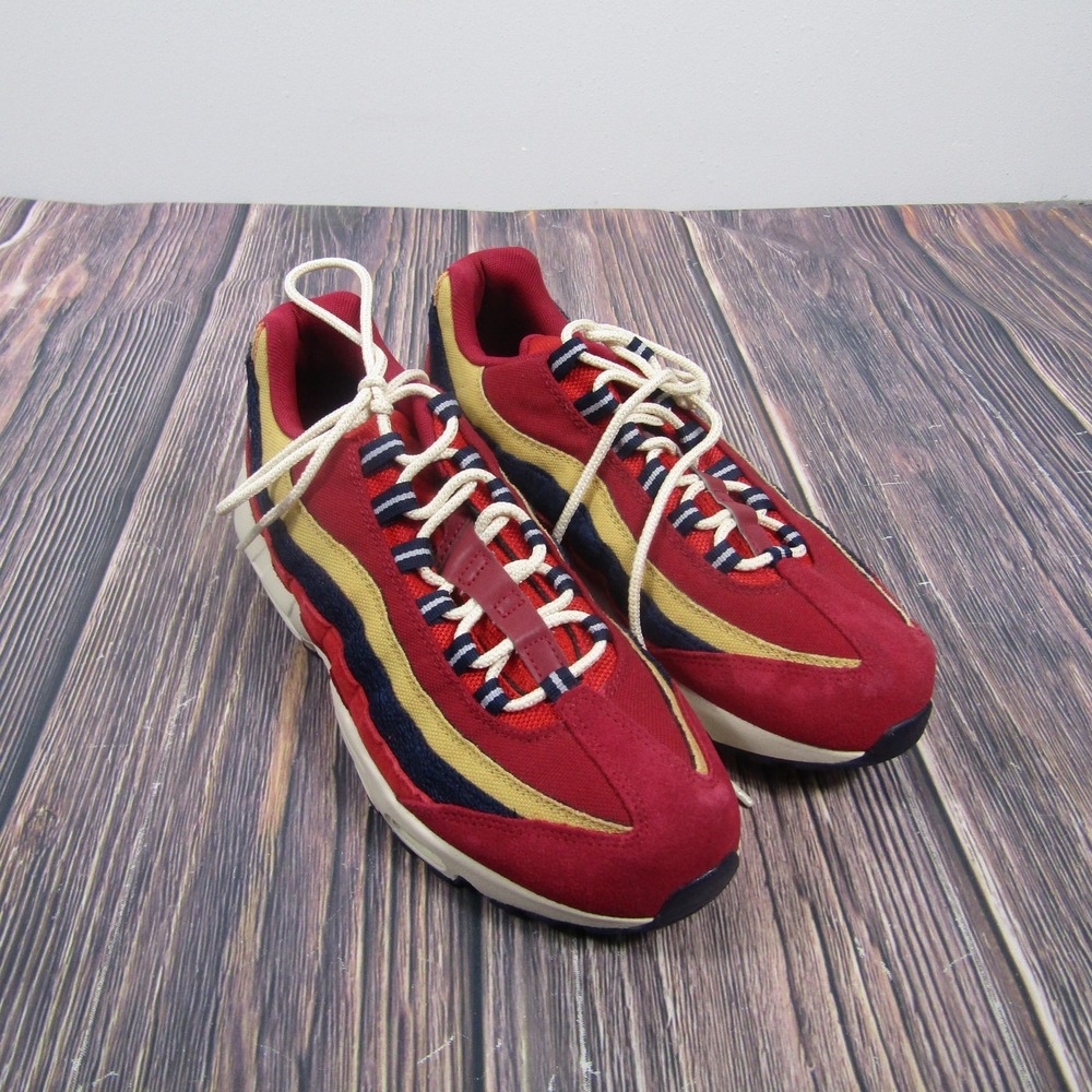 Nike‎ Air Max 95 Shoes Mens Size 8.5 Red Suede Running Casual 538416-603
